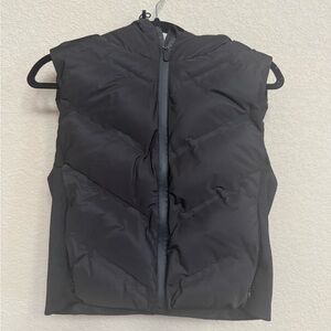 Zara Black Cropped Puffer Vest - New No Tags